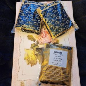 New Vintage Silkies Control Top Hose Support Legs X-Tall Jet Black